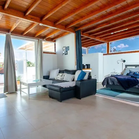 Sunset Loft Playa Blanca Апартаменты *